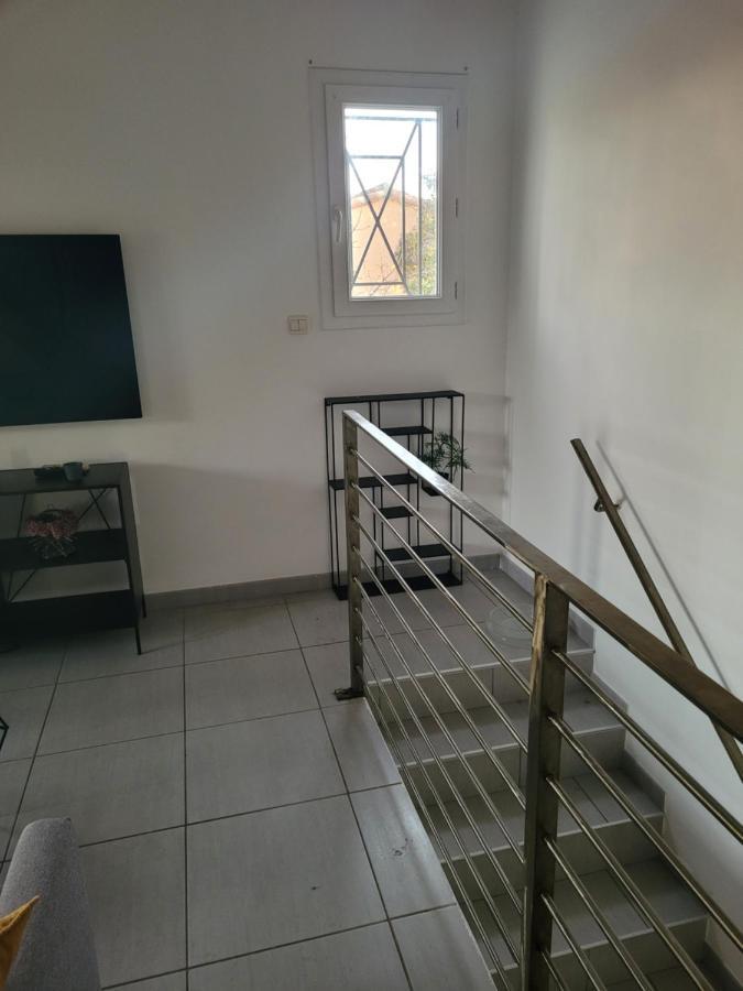 Appartement Avec Exterieur Эг-Морт Экстерьер фото